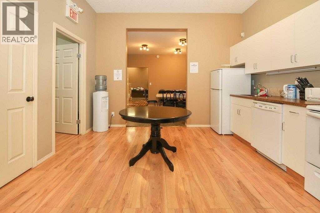 5209 49a Avenue Property Photo 8