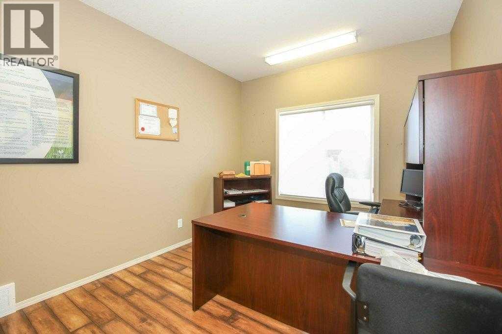 5209 49a Avenue Property Photo 26