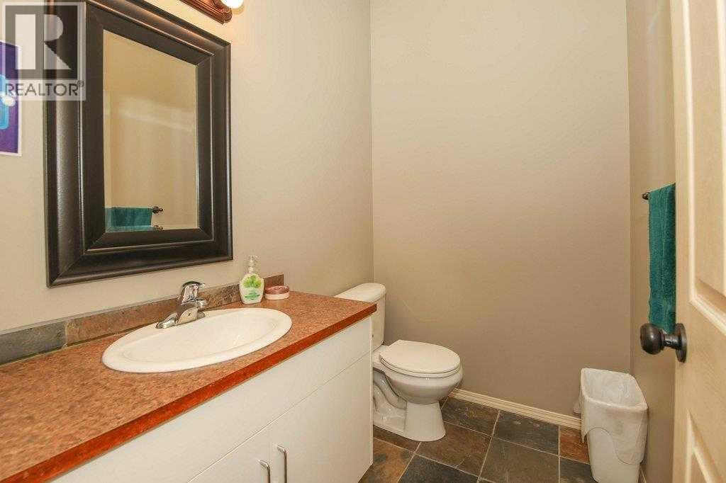 5209 49a Avenue Property Photo 33
