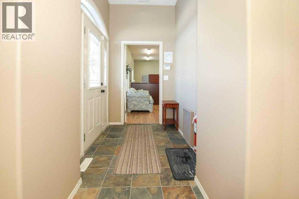5209 49a Avenue Property Photo 34