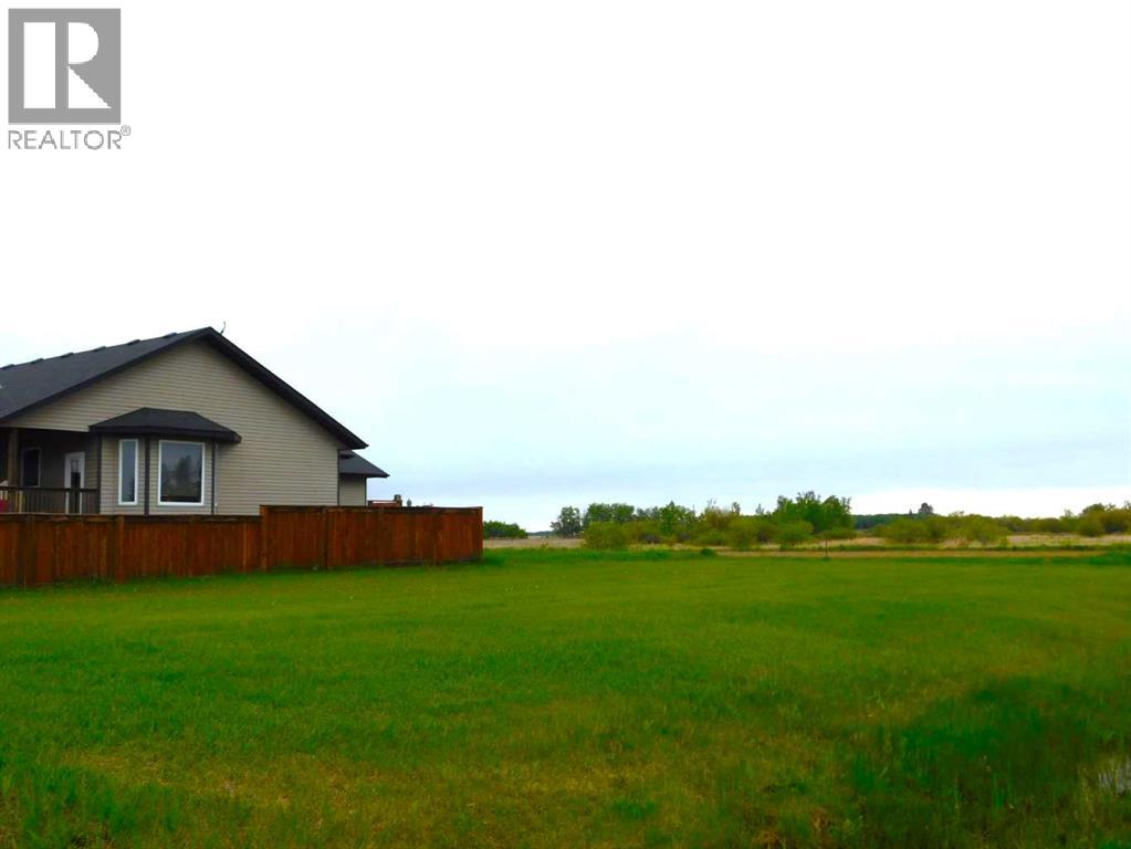 301 Niblock Street Property Photo 3