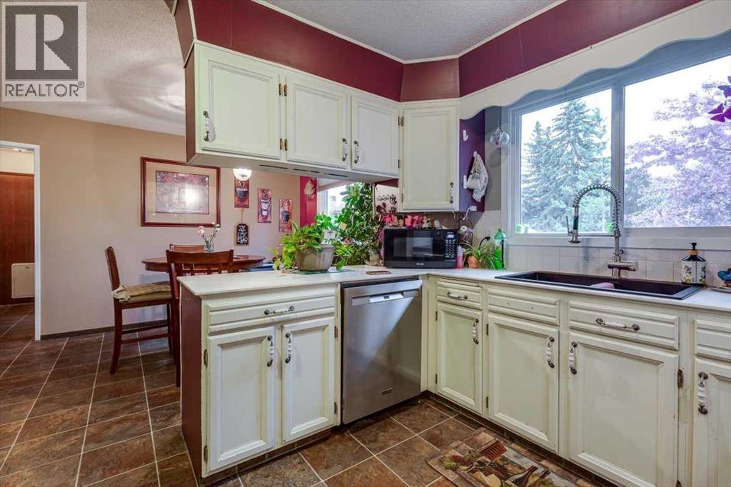 1203 Gough Road Property Photo 14