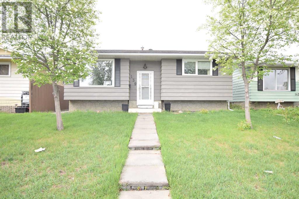 139 Dovercliffe Way Se Property Photo 1