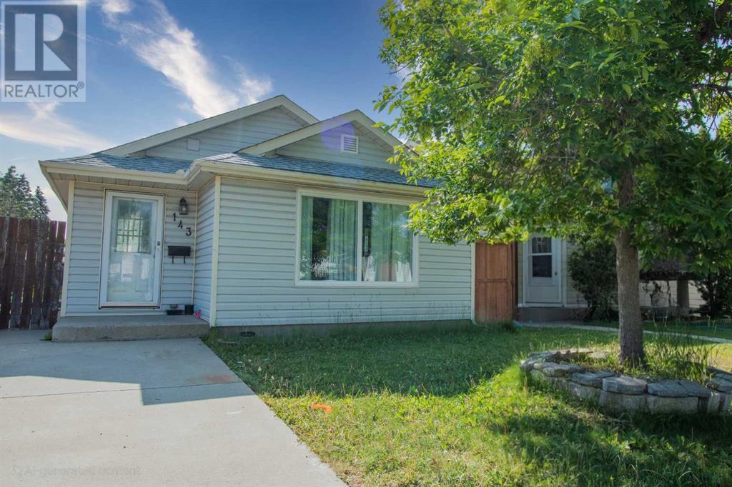 143 Castlegrove Road Ne Property Photo 1