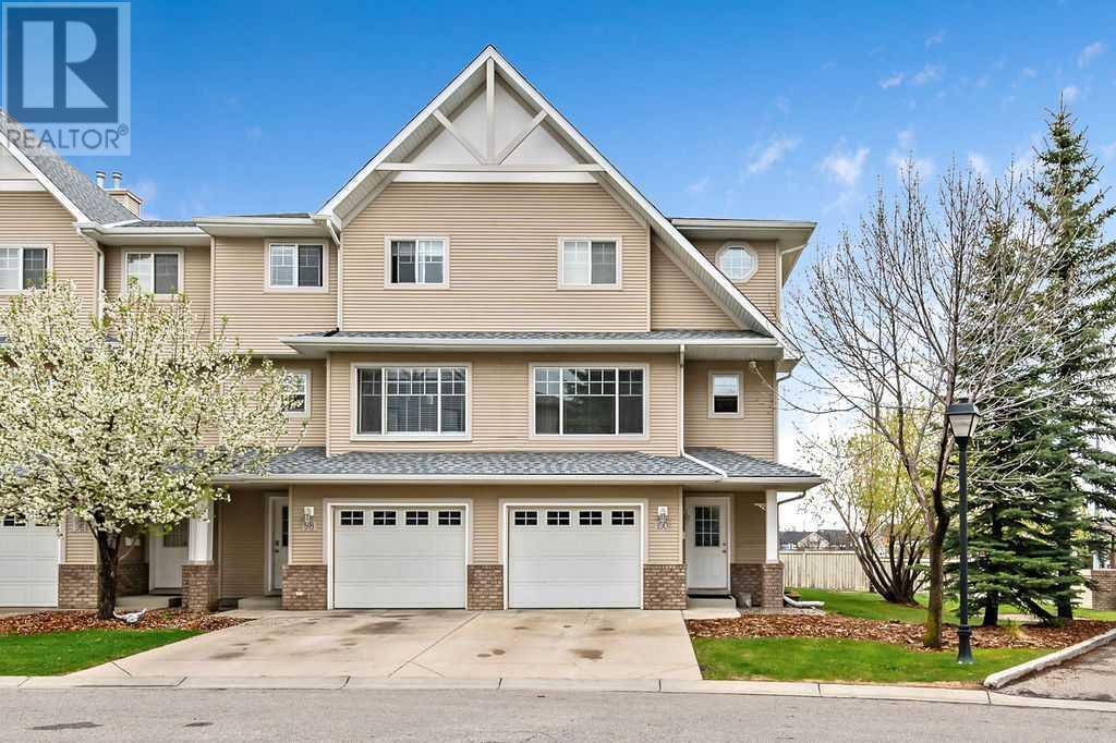 100 Crystal Shores Cove Property Photo 1