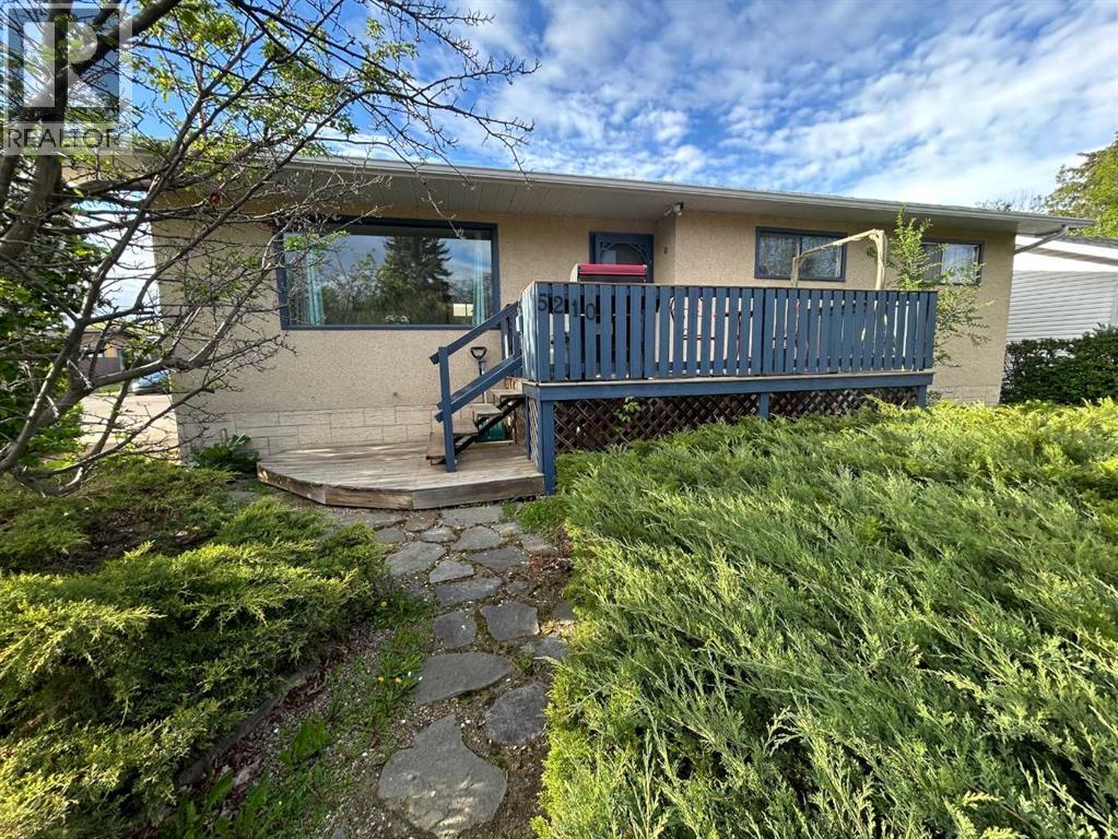 5210 Waghorn Property Photo 1