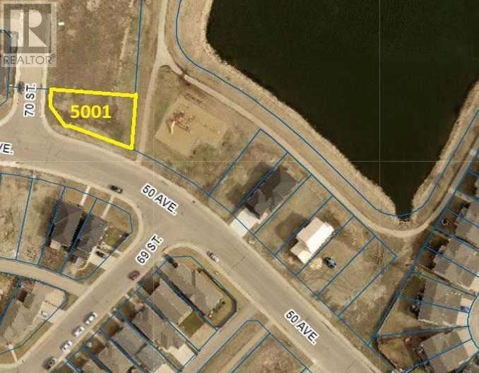 5001 70 Street Property Photo 1