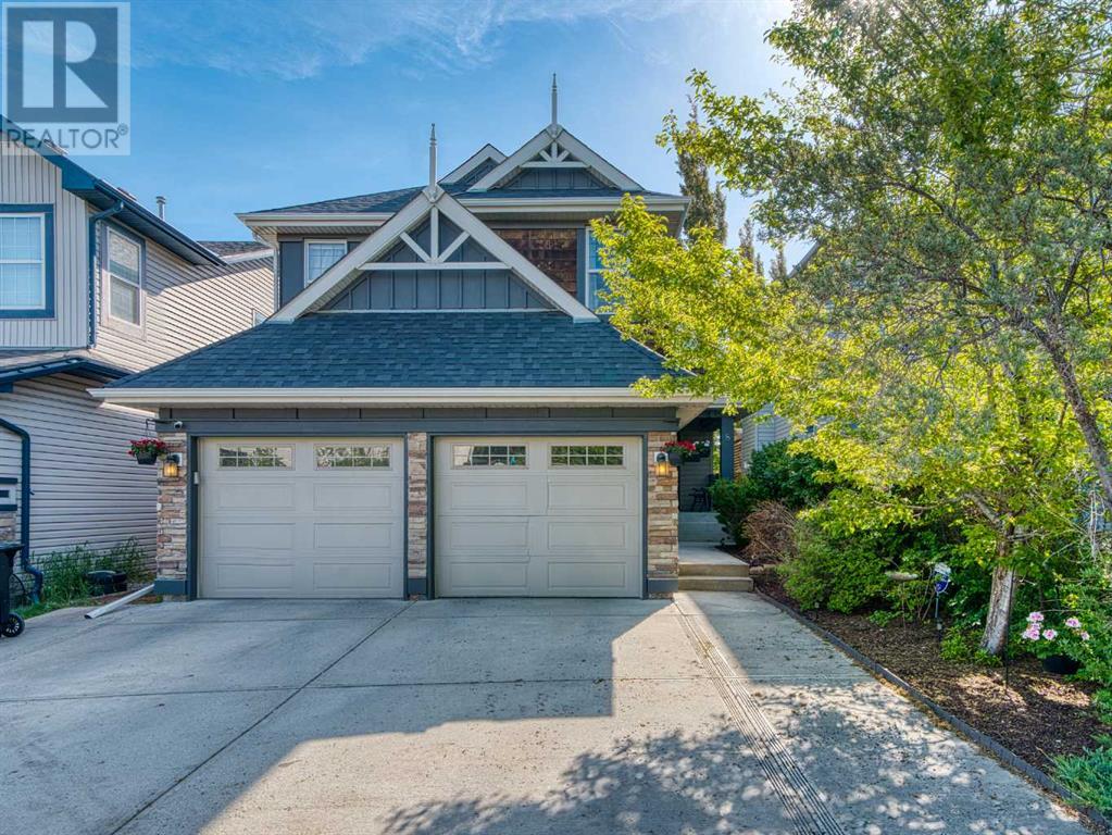 8 Auburn Bay Lane Se Property Photo 1