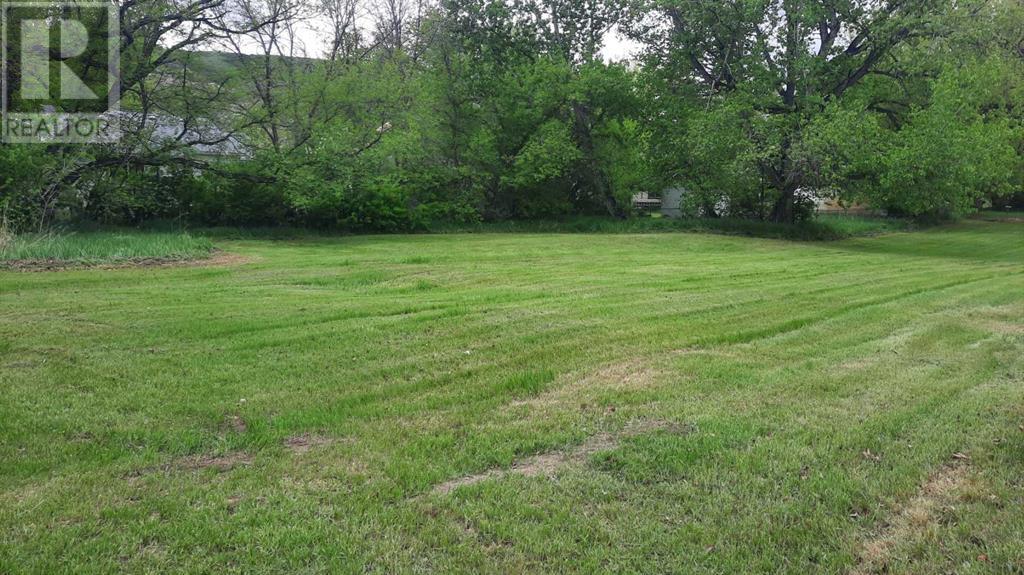 219 6 Street Property Photo 1