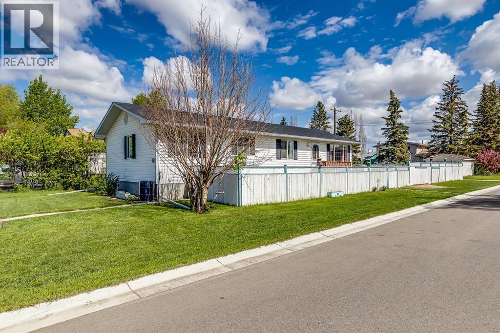 330 9 Street Property Photo 1
