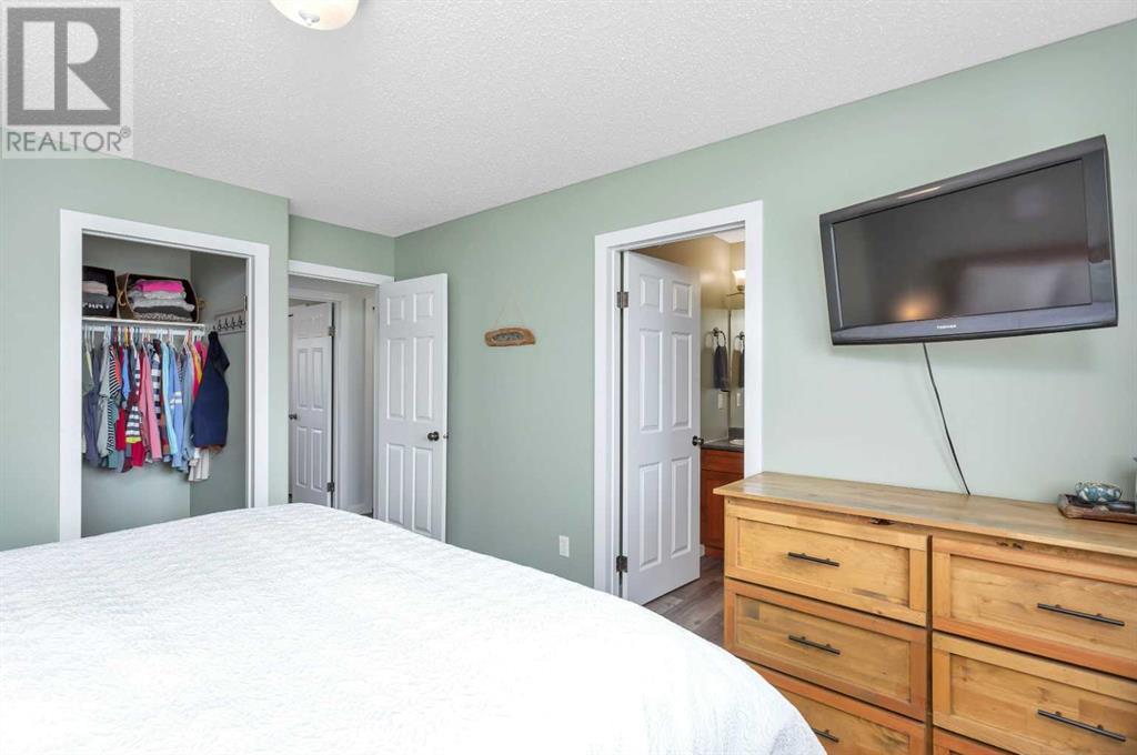 336 5 Avenue S Property Photo 20