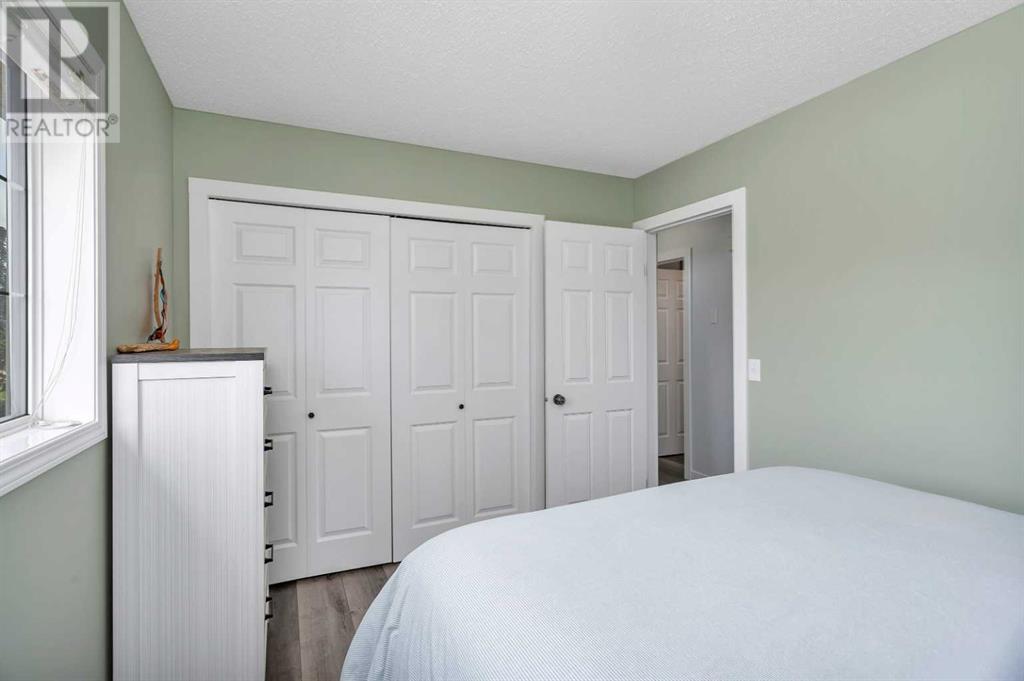 336 5 Avenue S Property Photo 23