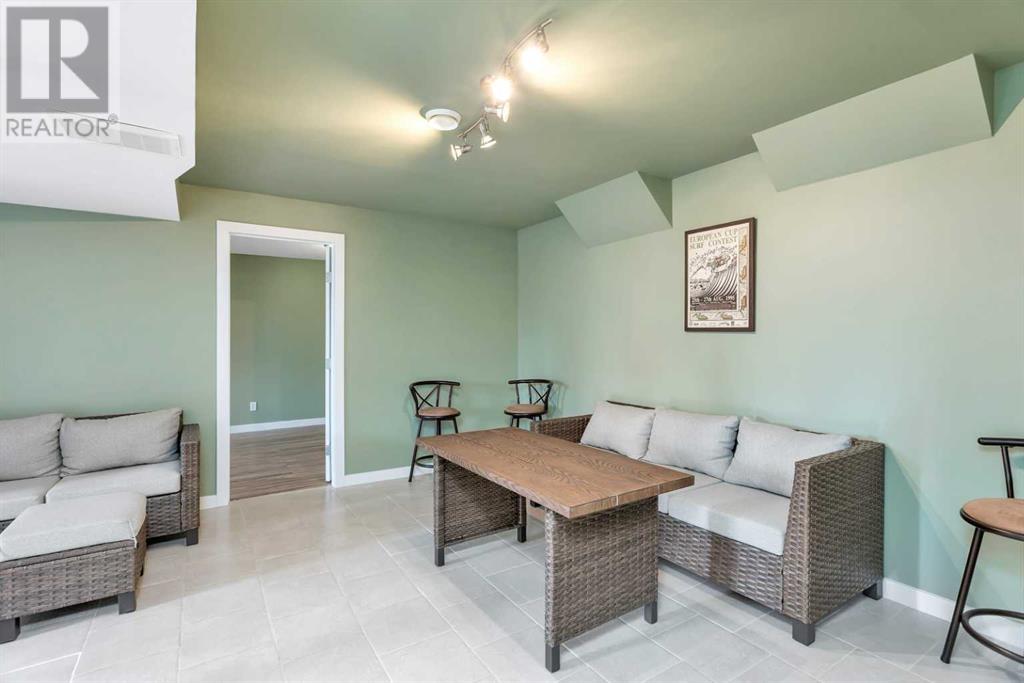 336 5 Avenue S Property Photo 28