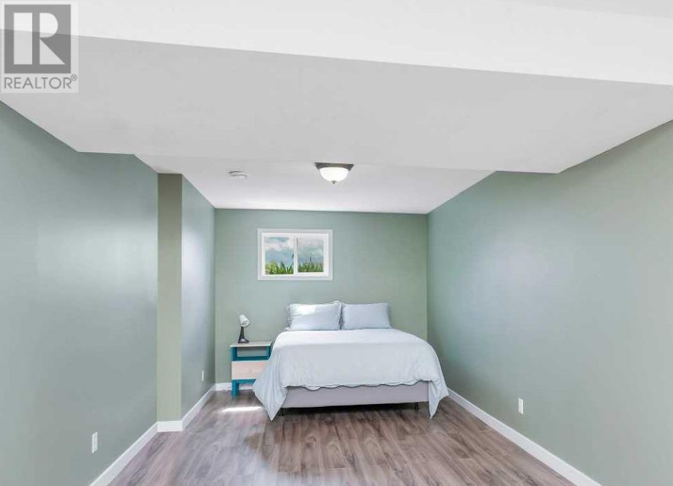 336 5 Avenue S Property Photo 35