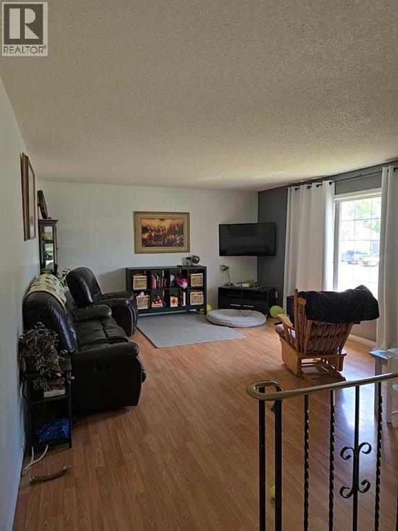 401 7 Avenue Property Photo 7