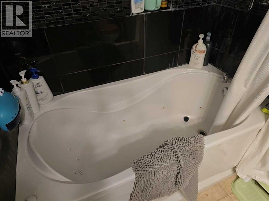 401 7 Avenue Property Photo 21