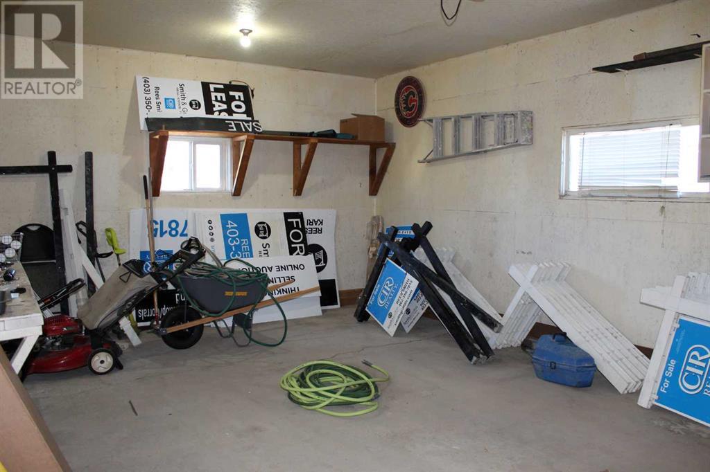 4517 55 Ave Property Photo 24