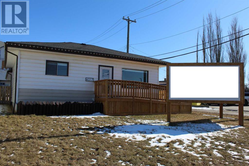 4517 55 Ave Property Photo 29
