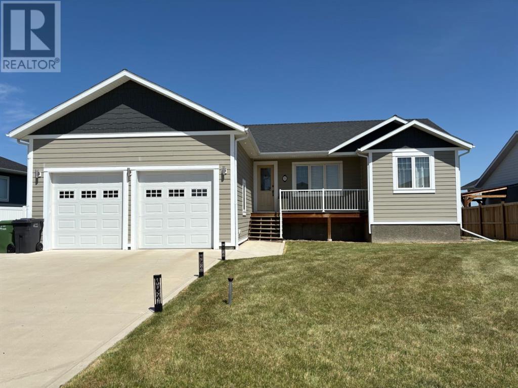 73 Copperleaf Bay Property Photo 1