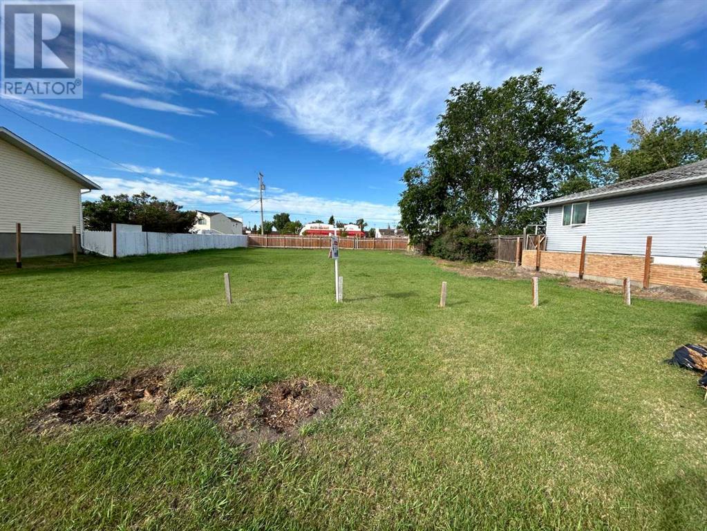 217 5 Street Property Photo 1