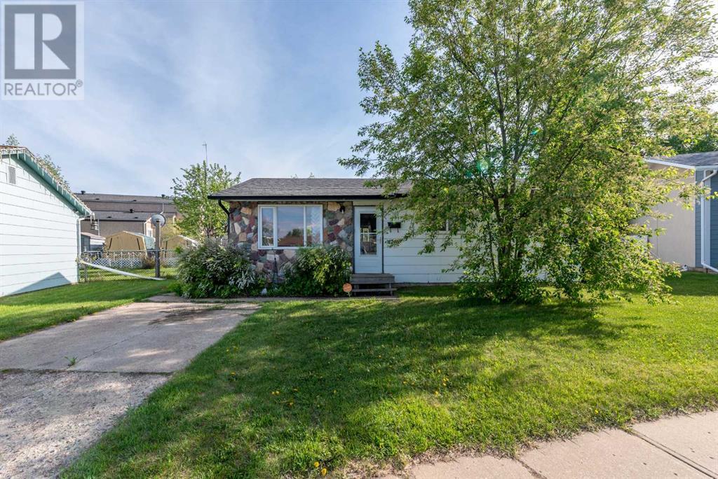 4743 Barr Crescent Property Photo 1