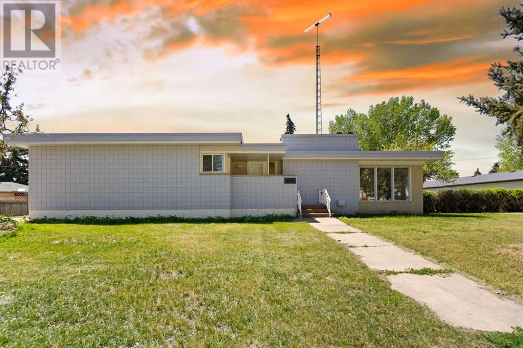419 5th Street Property Photo 1