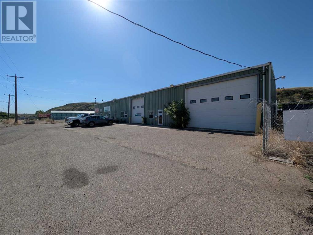 A40, 1177 Factory Street SE Property Photo 1