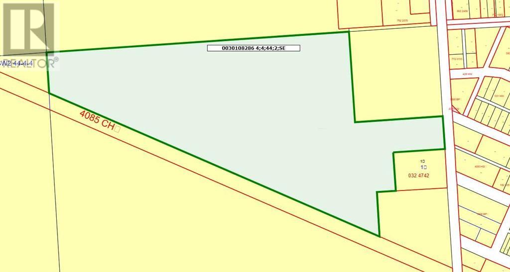 5124 53 Street Property Photo 2