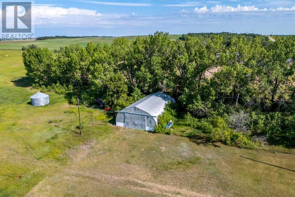 5124 53 Street Property Photo 6