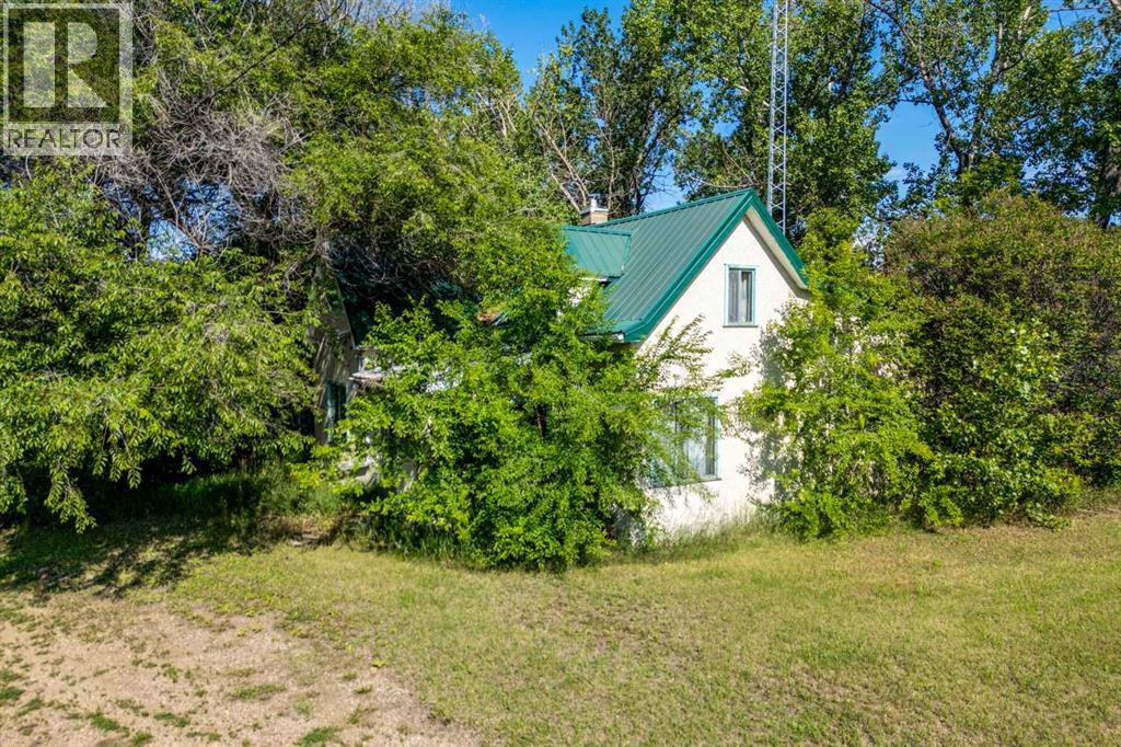5124 53 Street Property Photo 7