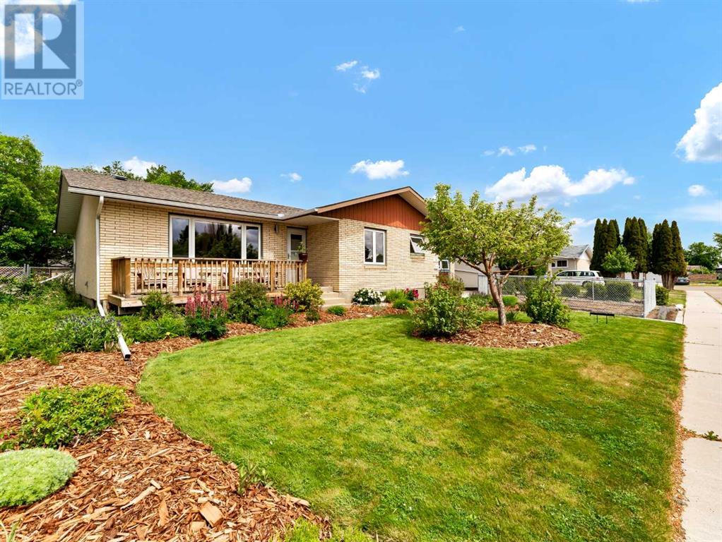 14 Milne Place Se Property Photo 1