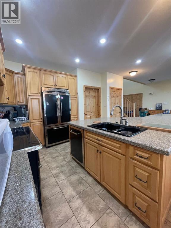 180 162 Peace River Avenue Property Photo 7