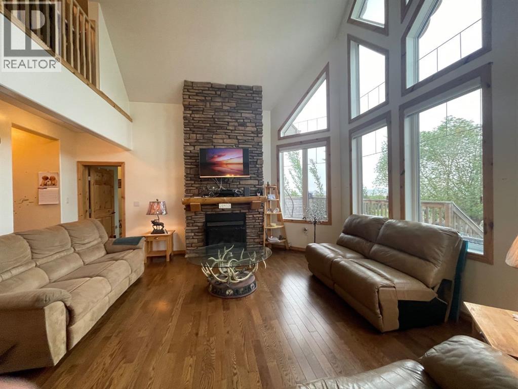 180 162 Peace River Avenue Property Photo 11