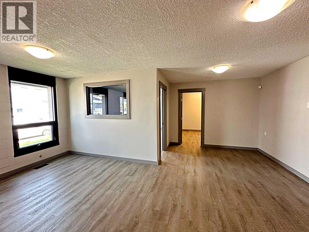 8121 Fraser Avenue Property Photo 10
