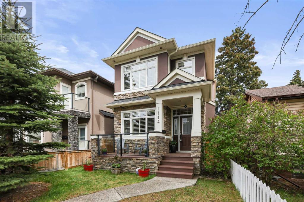 1114 42 Street Sw Property Photo 1