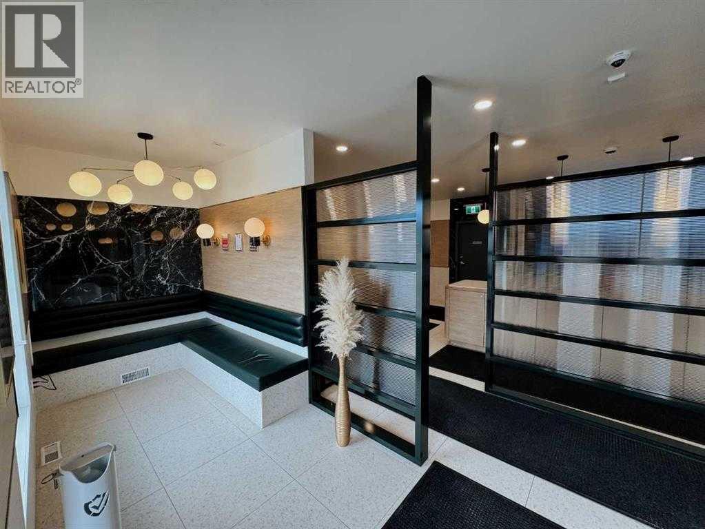 305 Main Avenue W Property Photo 3