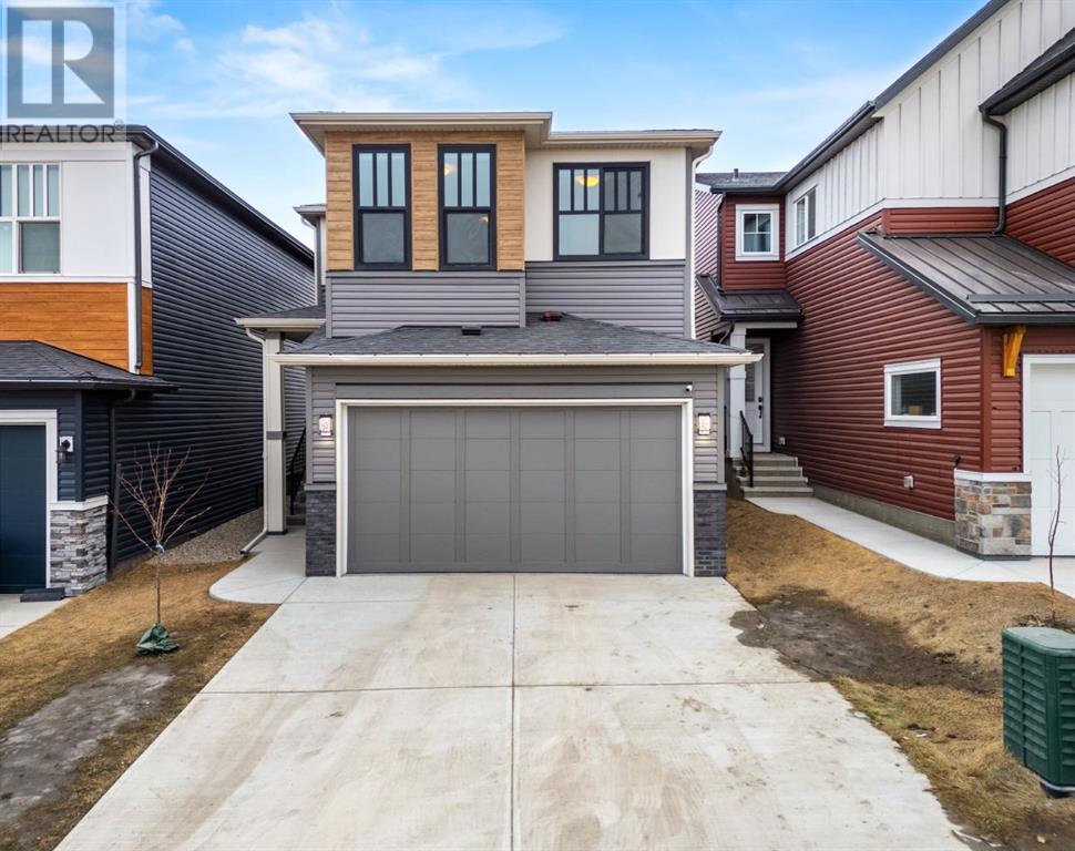 261 Herron Mews NE Property Photo 1