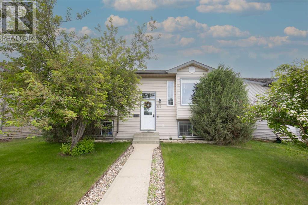 327 Duston Street Property Photo 1