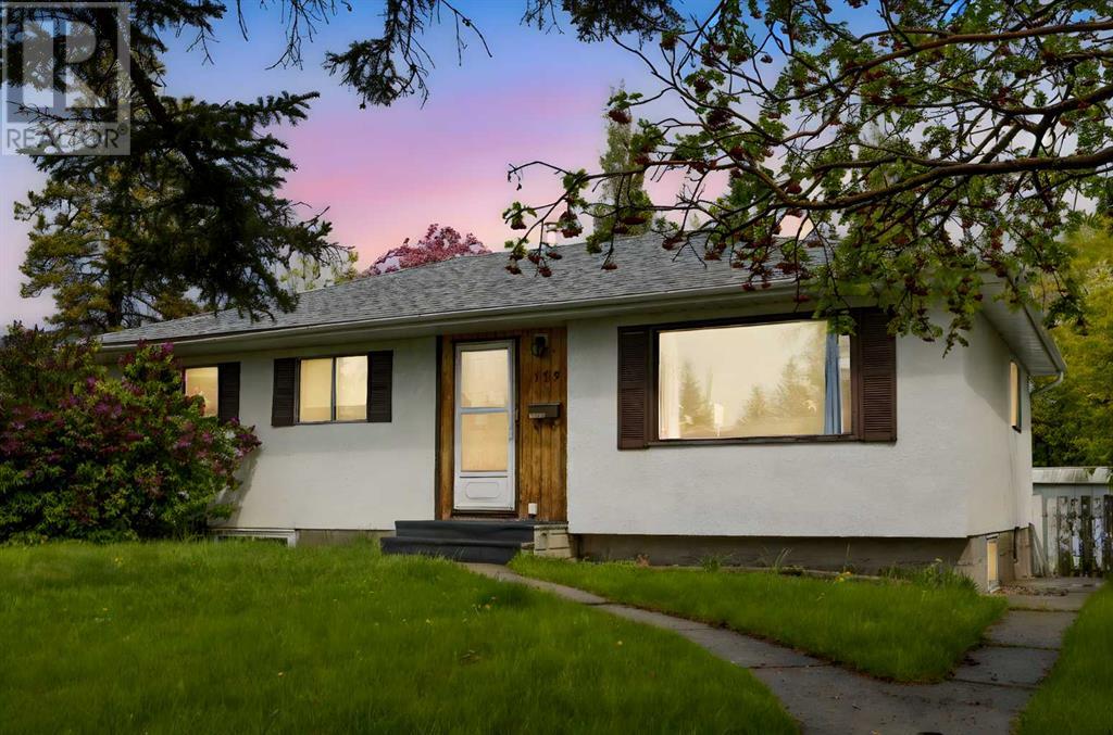 173 Gordon Drive Sw Property Photo 1