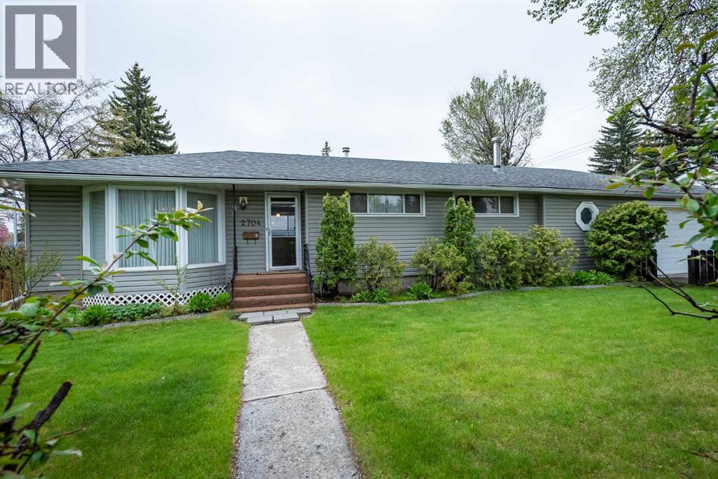 2704 43 Street Sw Property Photo 1