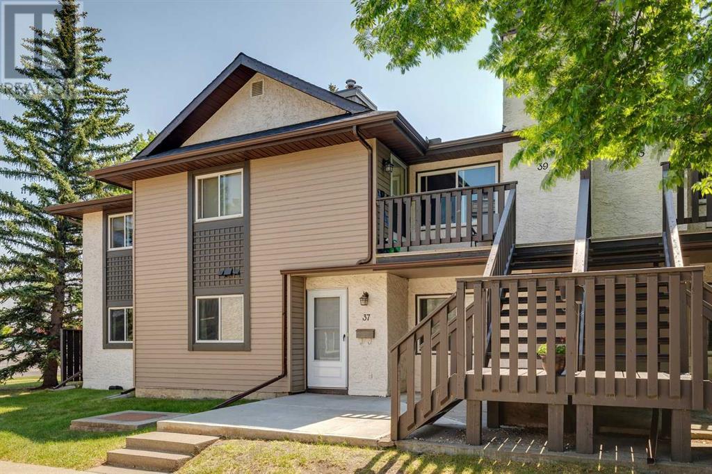37 Cedar Springs Gardens Sw Property Photo 1