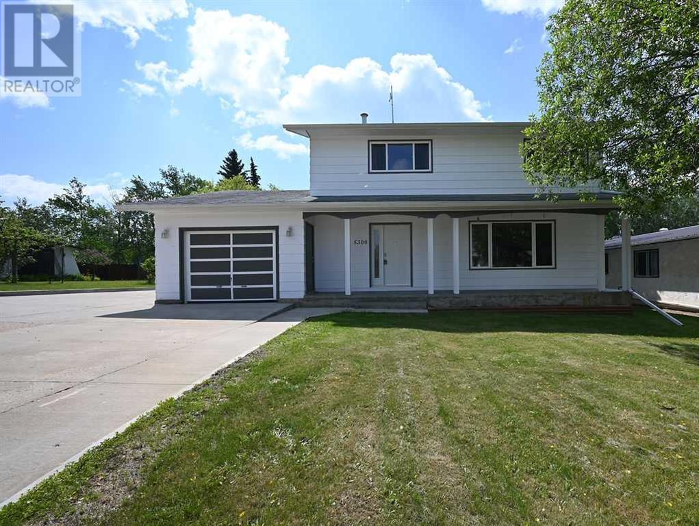 5300 43 Avenue Property Photo 1