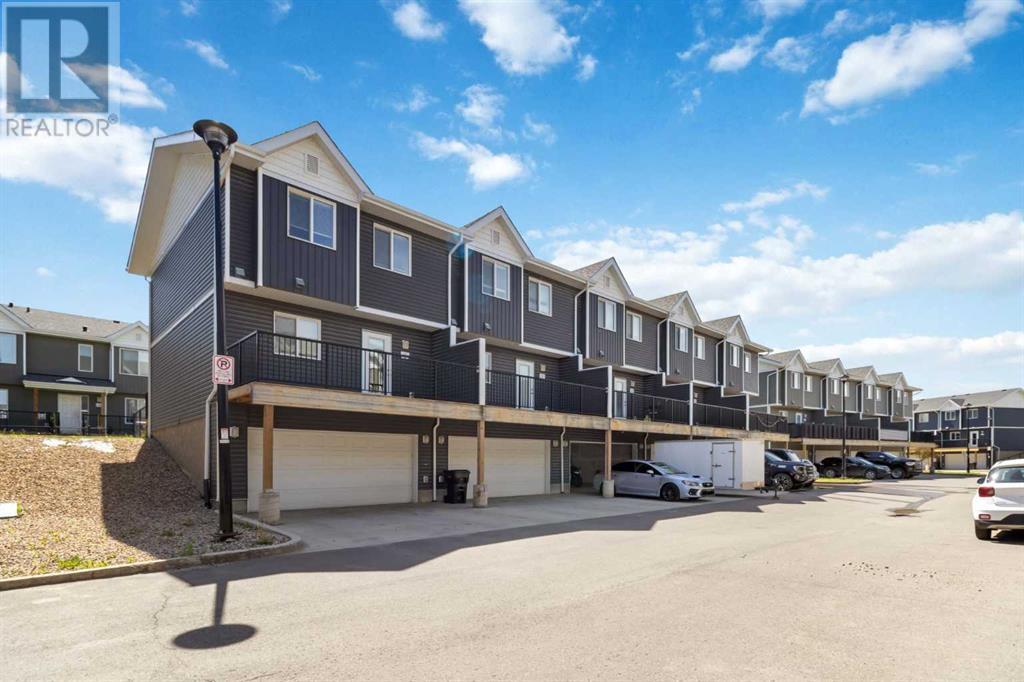 89, 401 Athabasca Avenue Property Photo 1