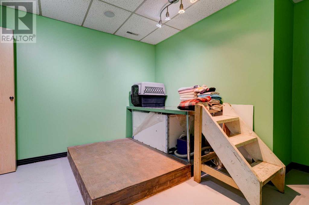 10018 101 Avenue Property Photo 12