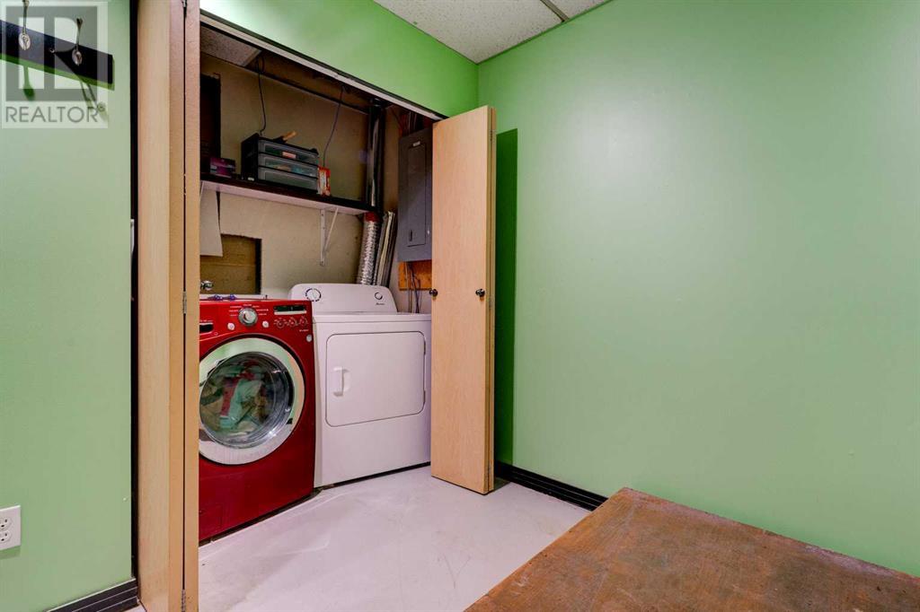 10018 101 Avenue Property Photo 13