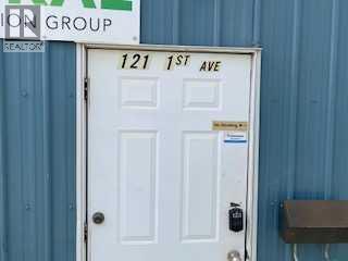 121 1 Avenue Property Photo 6