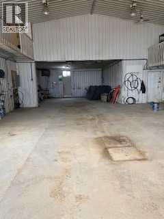 121 1 Avenue Property Photo 8