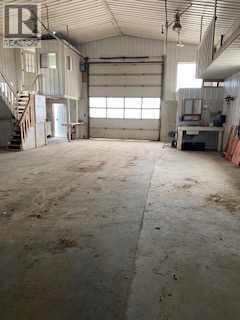 121 1 Avenue Property Photo 10