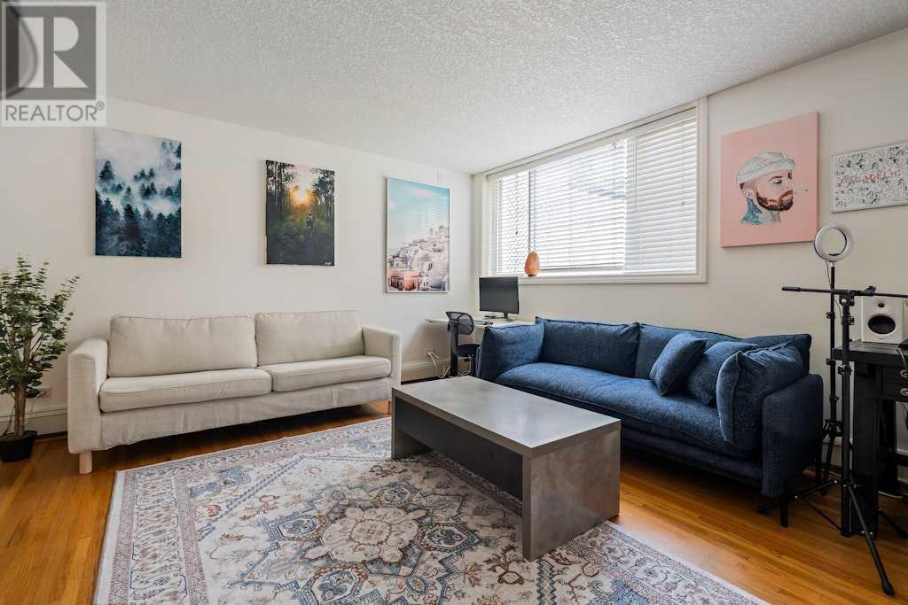 19, 4915 8 Street Sw Property Photo 1