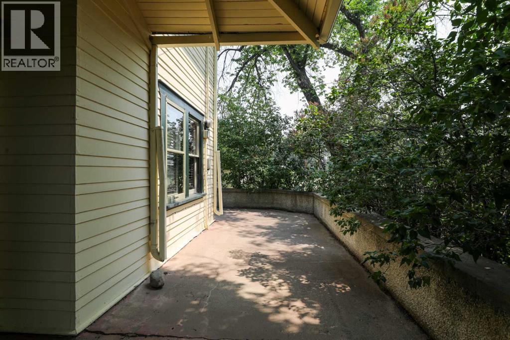 302 King Street Property Photo 5